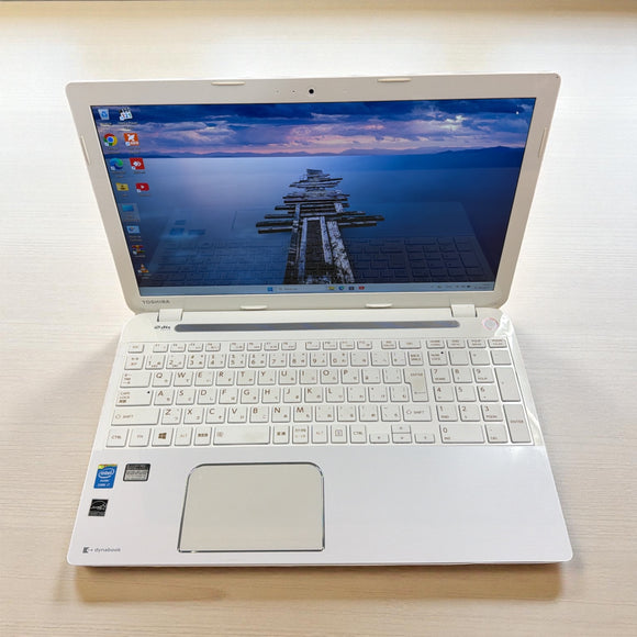 Toshiba Dynabook T554/76LW