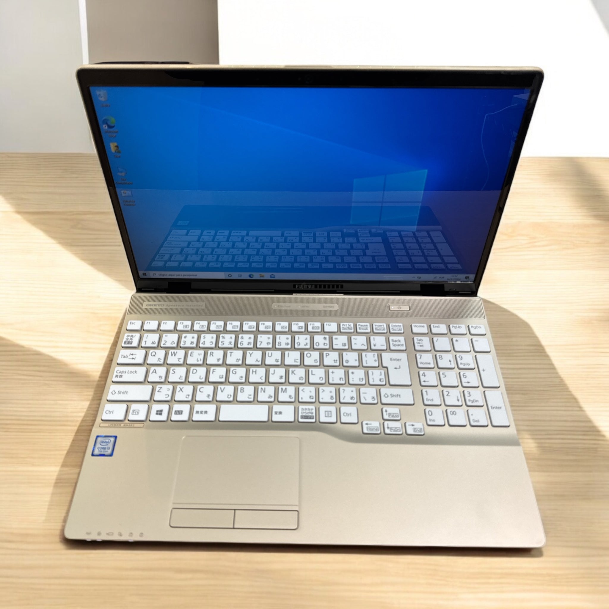 FUJITSU LIFEBOOK AH45/C2