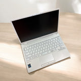 FUJITSU LIFEBOOK UH08/E3