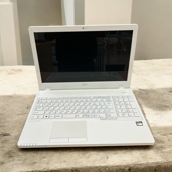 Fujitsu Lifebook AH30/W